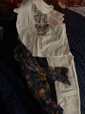 Girls White Butterfly Top & Floral Legging Matching Set